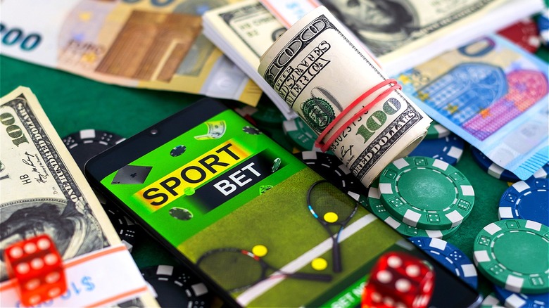 Play your favorite games and enjoy huge rewards every day. 16 Play your favorite games and enjoy huge rewards every day. 16